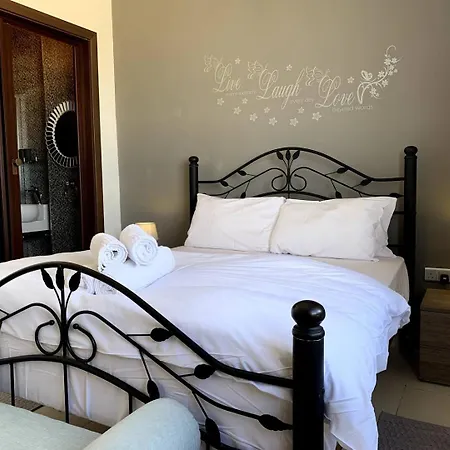 Pearlcourt 1bed Ph By Homely Apartment *